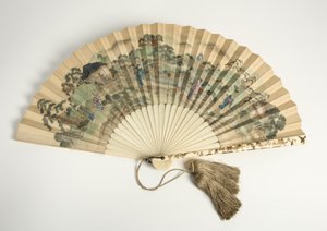 Éventail en papier imprimé, avec des figures japonaises dans un paysage, 1880s